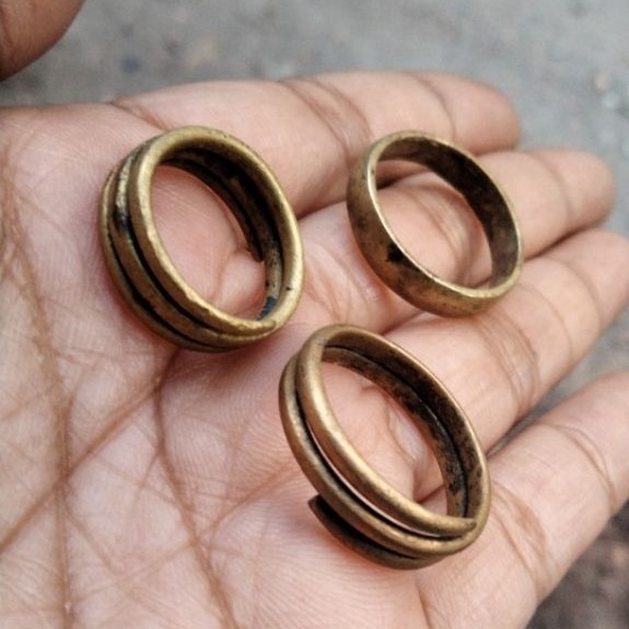 benda kuno antik cincin kuno tembaga temuan sungai