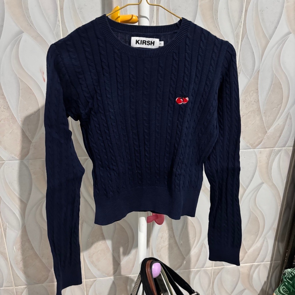 small cherry round knit from kirsh