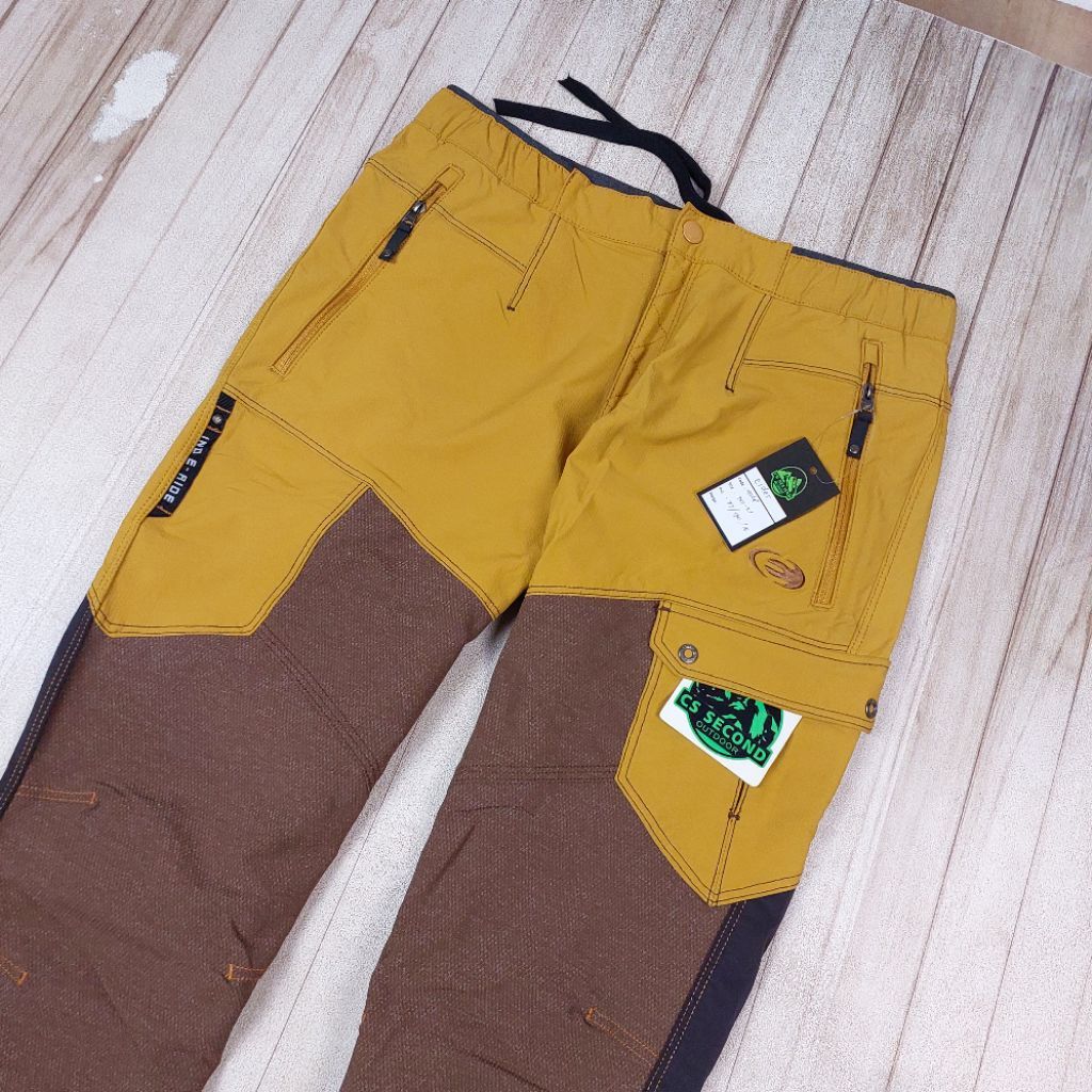 EIDER size 30-31 celana gunung outdoor second original