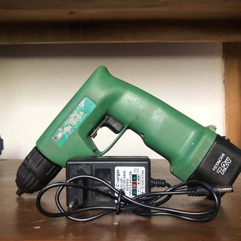 Cordless dril HITACHI DN10DSA 8v Baca deskripsi