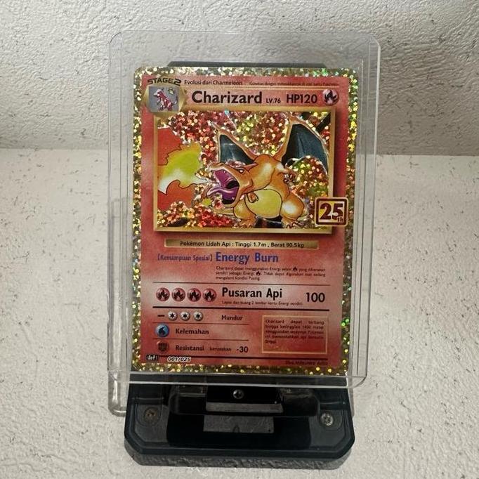 TCG Pokemon Charizard 25th Anniversary 001/025 s8a-P1