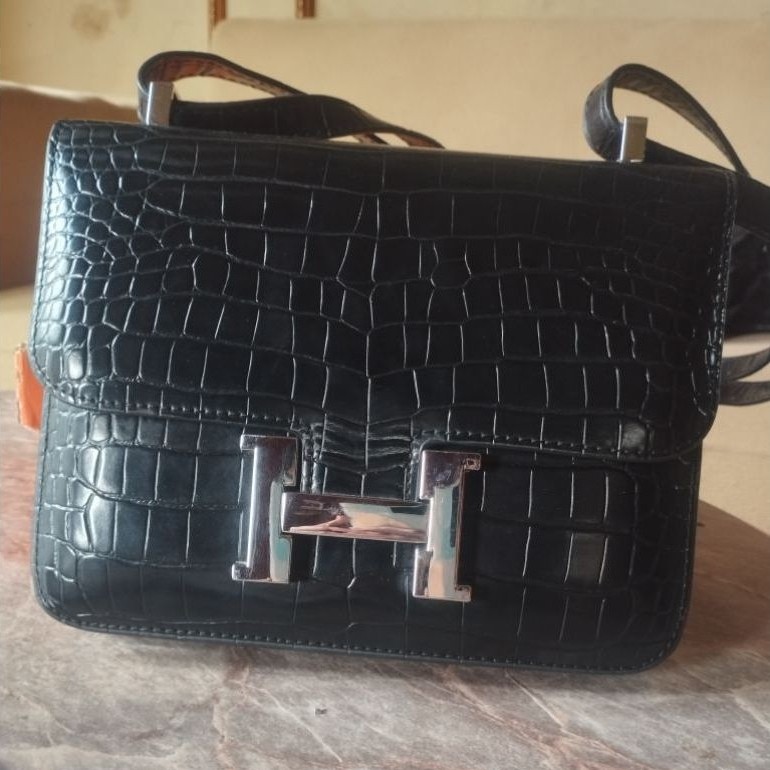 tas bahu wanita HERMES CROCO hitam