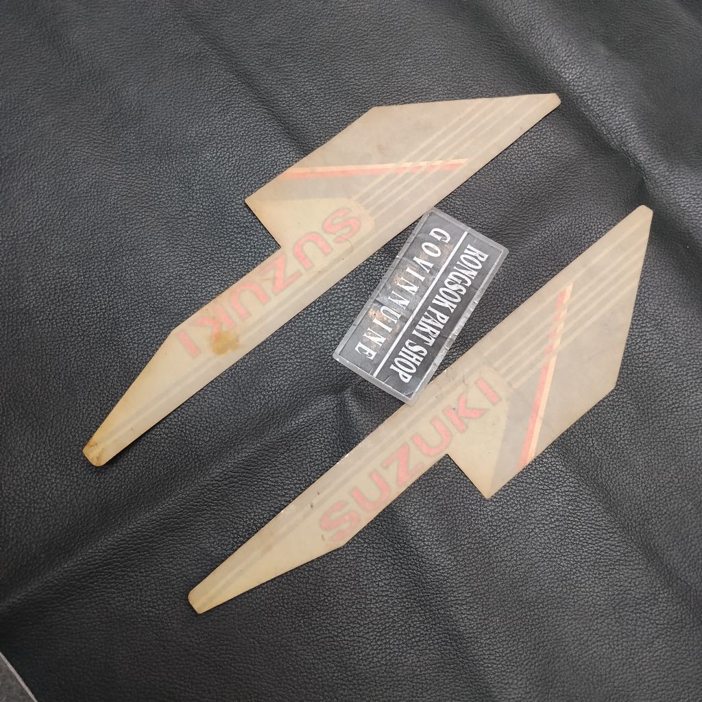 striping stiker sticker tangki tengki kanan kiri suzuki rc100 sprinter silfer ori asli nos