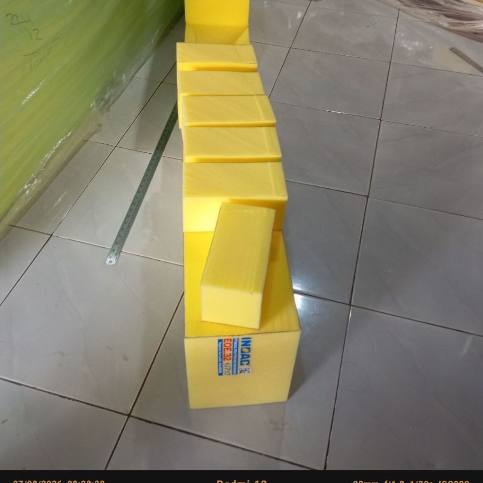 CUSTOM BUSA INOAC D32 YELLOW Uk. 20x10x10 6pcs