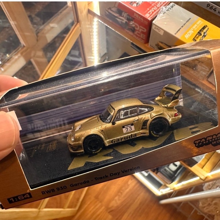 TARMAC RWB PORSCHE 930 GARUDA TRACKDAY VERSION (rare)