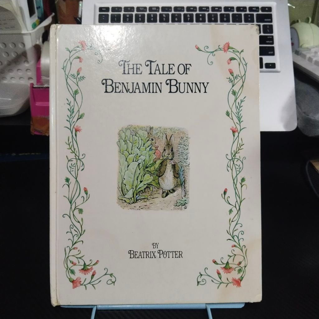 Buku cerita anak THE TALE OF BENJAMIN BUNNY by Beatrix Potter