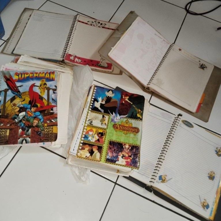 Preloved Isi Binder B5 ( 26 lobang ) karakter full warna