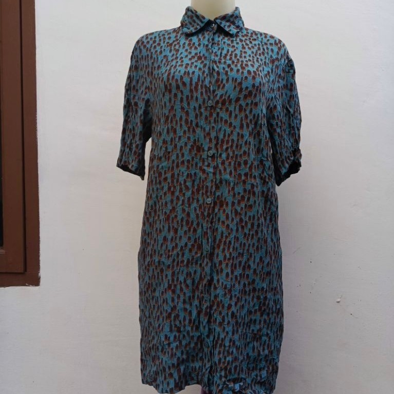 Kemeja blouse SLY