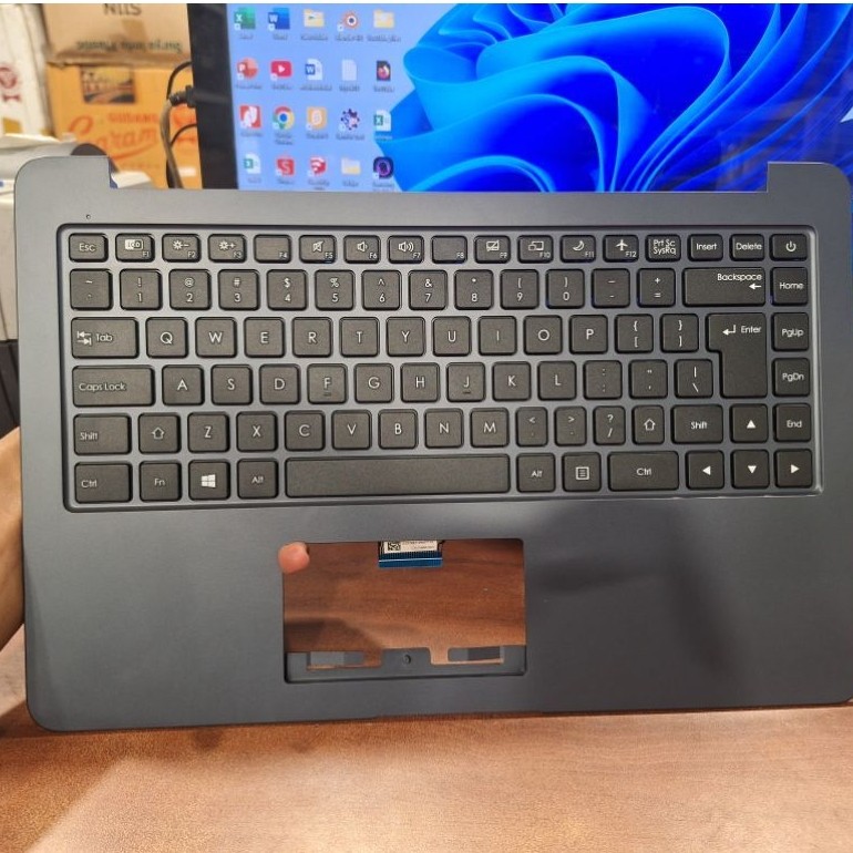 Palmrest + Keyboard OK laptop Itel Able S1 secound