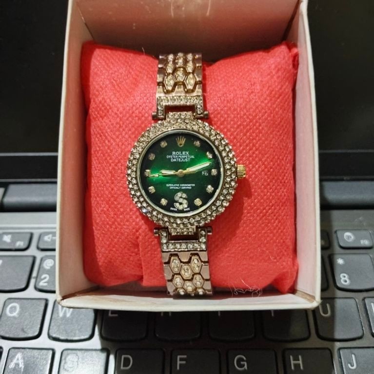 Jam Tangan Wanita Rolex Oyster Perpetual Datejust bezel kristal warna hijau