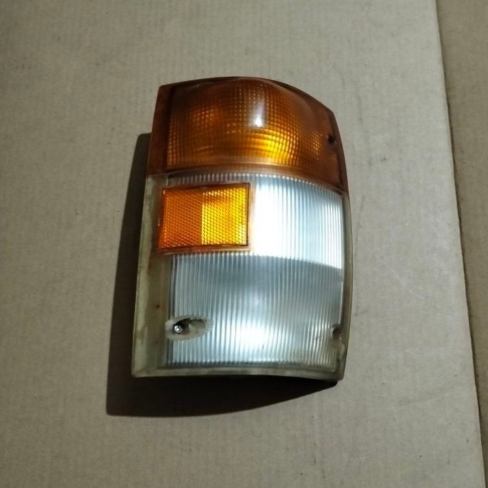 Sein Lampu Depan Isuzu Elf lama Original KOITO KANAN