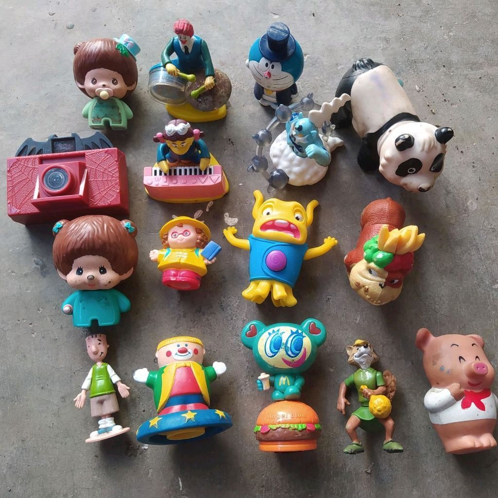 Figure Campuran / Mix Mainan Anak McD