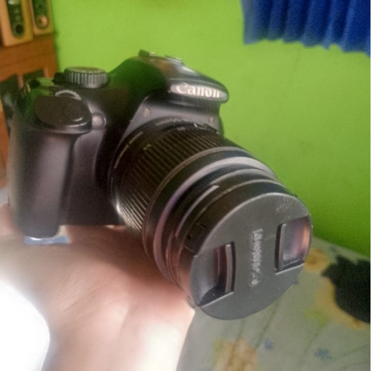 kamera canon 1100d