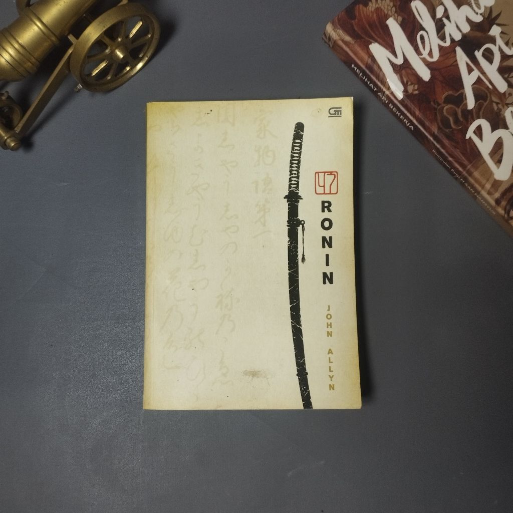 Novel 47 Ronin (Preloved)