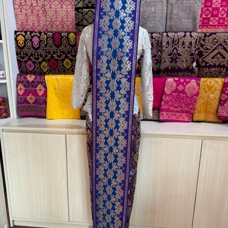 Selendang Songket Sidemen Banyumas Cendana (Songket Asli)