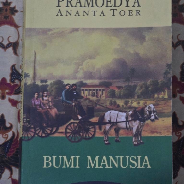 Buku Preloved Bumi Manusia cetakan Ke-13 2008