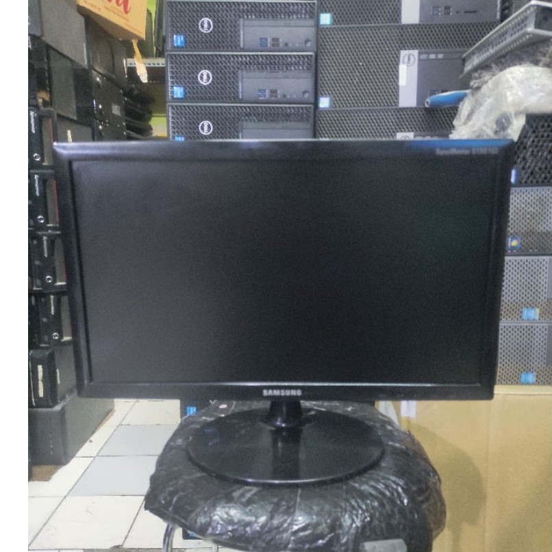 Dijual Cepat: Monitor Samsung SyncMaster S19B150 19 Inch (Bekas)Kondisi:Fisik masi mulus dan siap pa