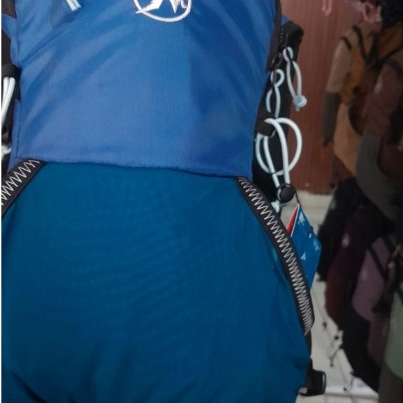 HYDROPACK MONTE EQUIPMENT (Dark Blue - Tosca)