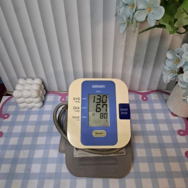 Alat Tensimeter Merk OMRON SEM-1 Normal