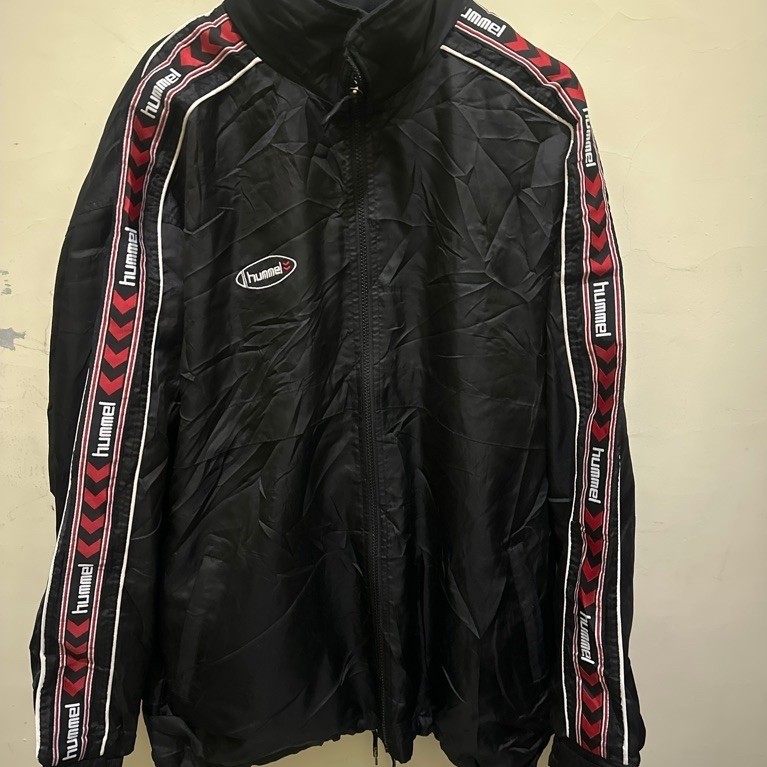 Jaket tebal Hummel tapped hidden hoodie