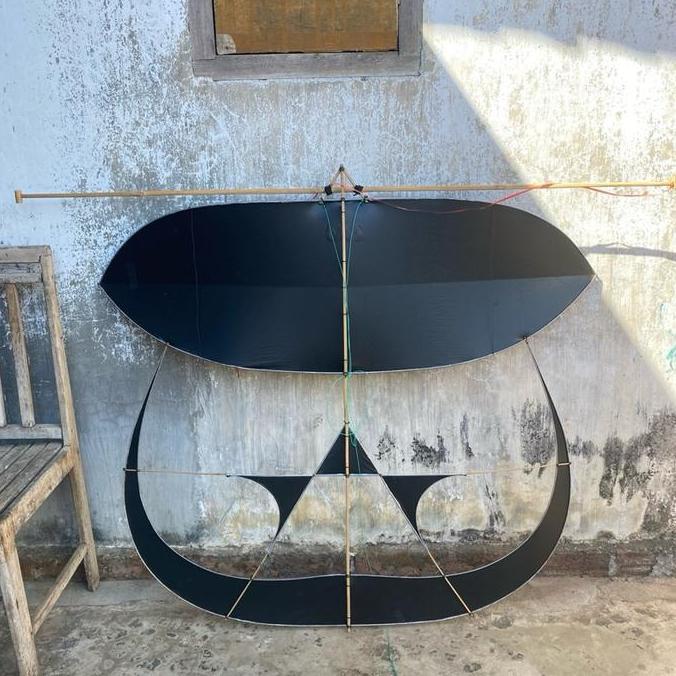 Layangan Nanggalan Tanggalan panjang Sayap 150cm/1.5m Fullset Sendaren Siyap Terbang-Bahan Bambu Pet