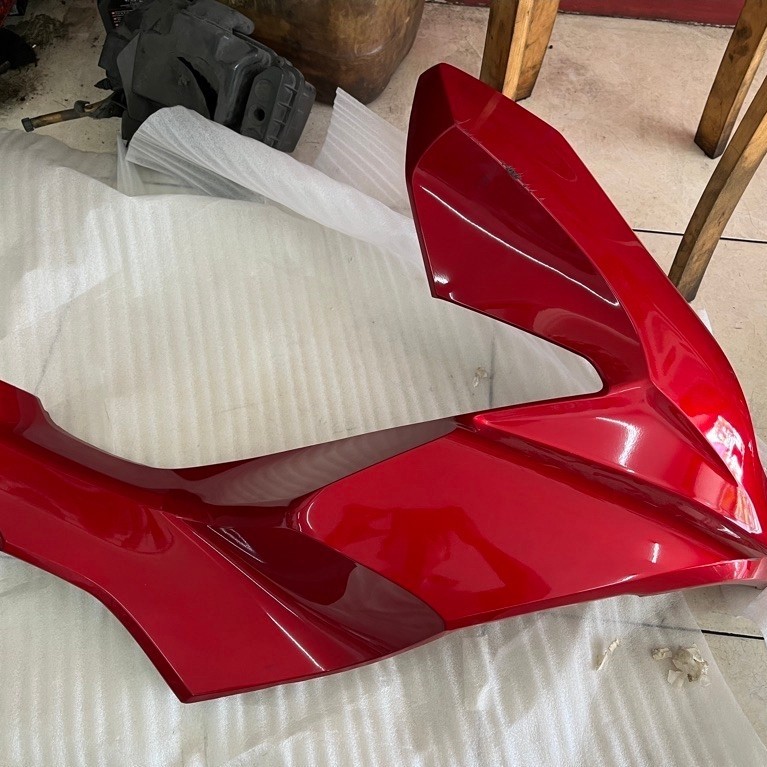 Body sayap pcx 160 original kanan merah maroon