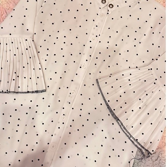 Preloved Blouse Polkadot Putih