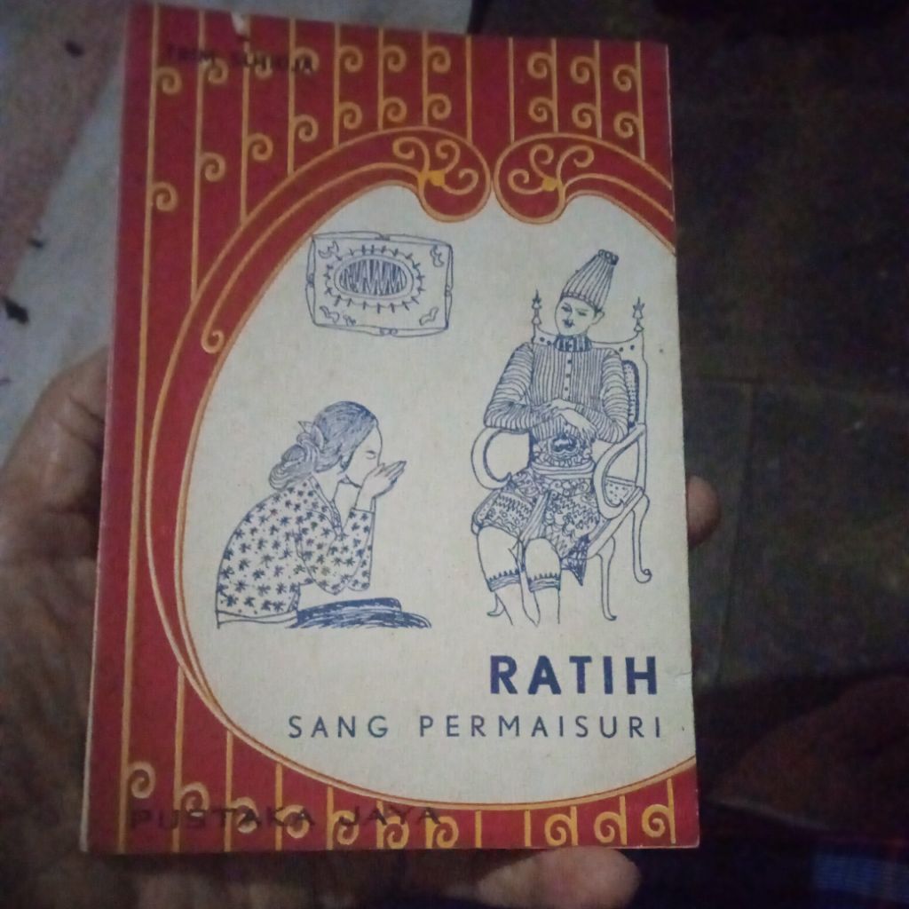 buku Ratih Sank Permaisury, cerita menarik, buku original jadul Edjaan lama tahun 1971