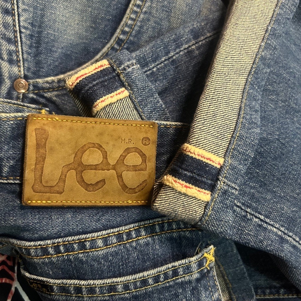 Celana Jeans Second “Lee Riders Sanforized 101B Selvedge Redline Buttonfly Straight Fit Fading Blue 