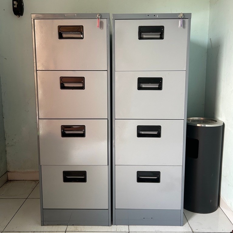Filling kabinet 4 laci filling kabinet lemari besi arsip daiichi