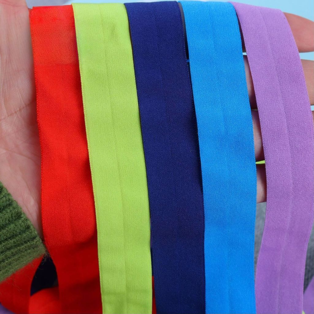 1 METER - KARET FOE RUFFLE  / KARET BANDANA RENDA