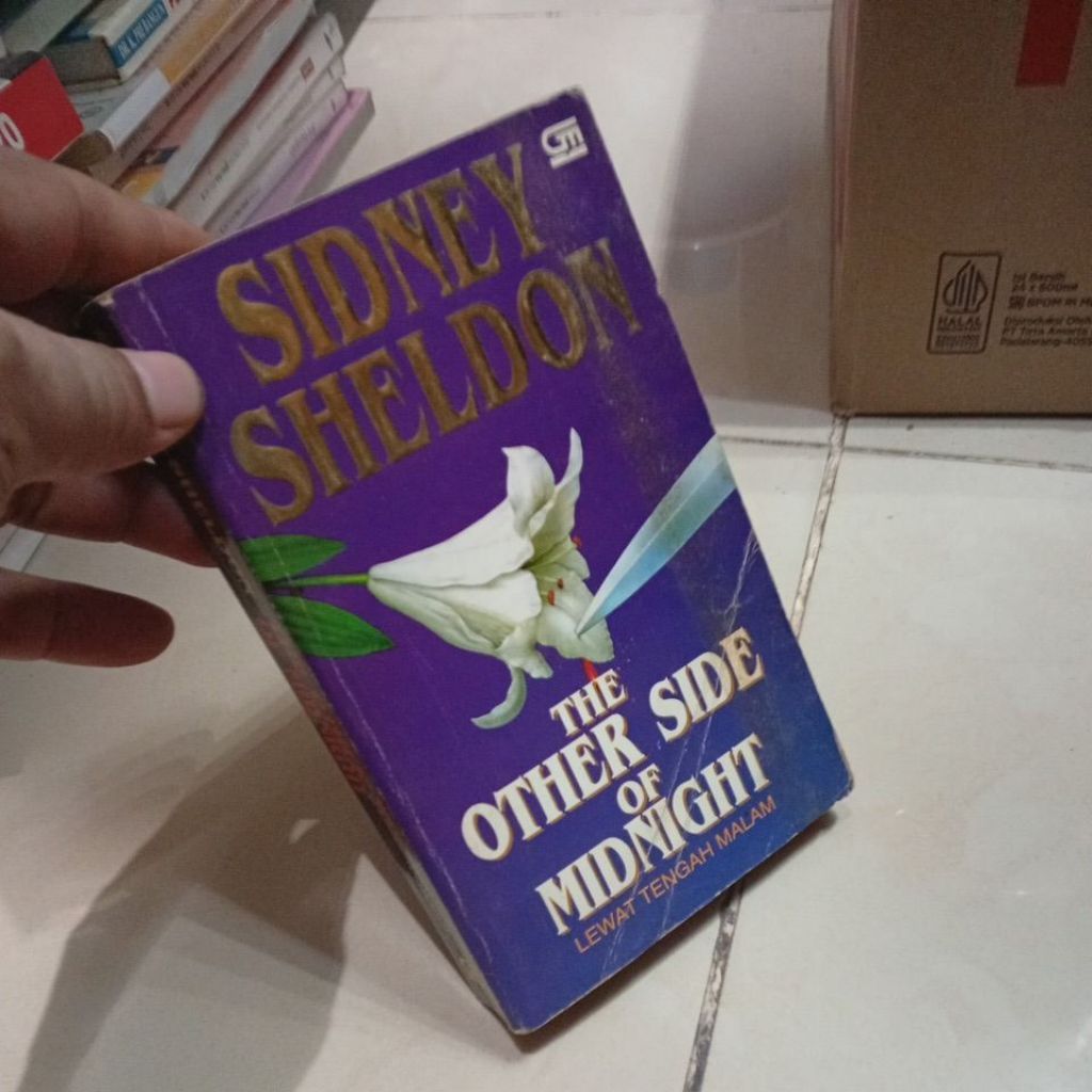 SIDNEY SHELDON THE OTHER SIDE OF MIDNIGHT LEWAT TENGAH MALAM