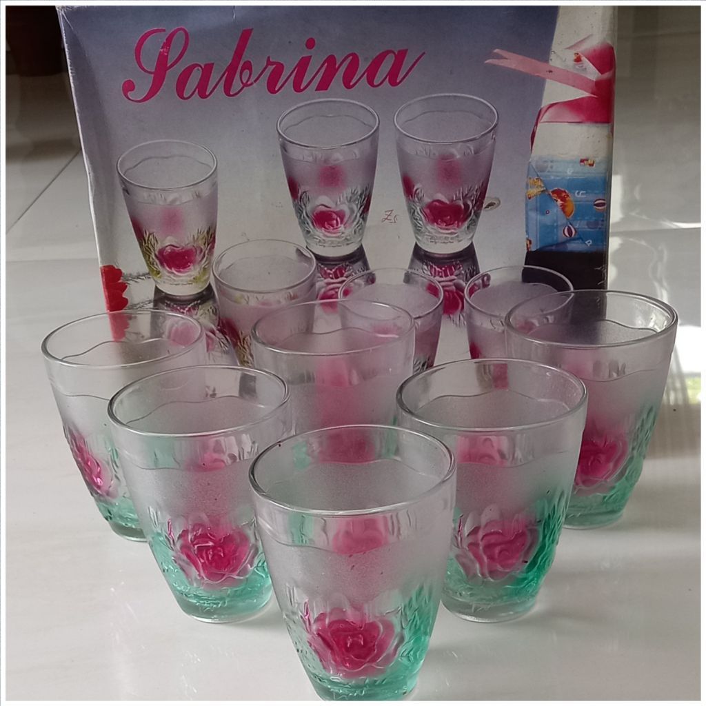Gelas Kaca Sabrina Motif Bunga Mawar Transparan Set Gelas Minum