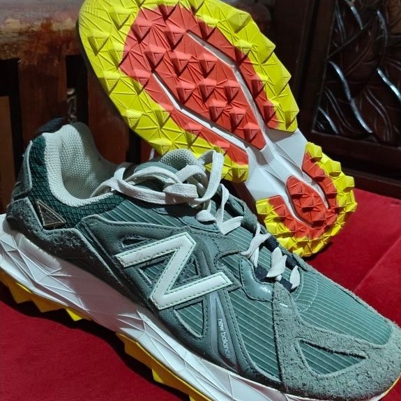Sepatu second trail running size 44