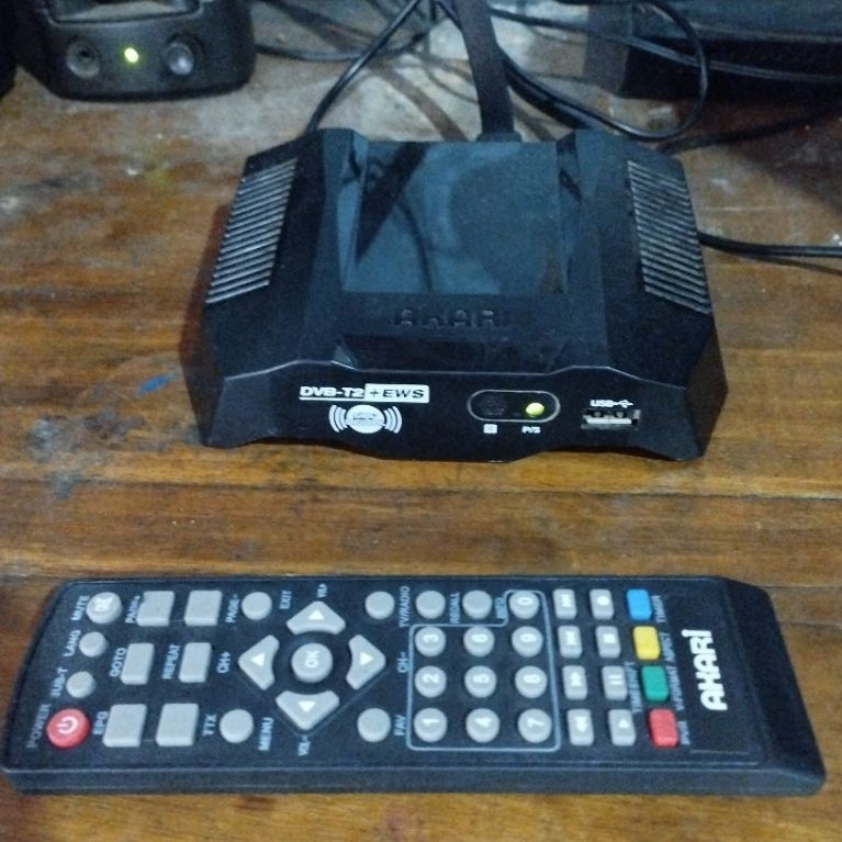 Akari ADS-525 STB TV digital (second)