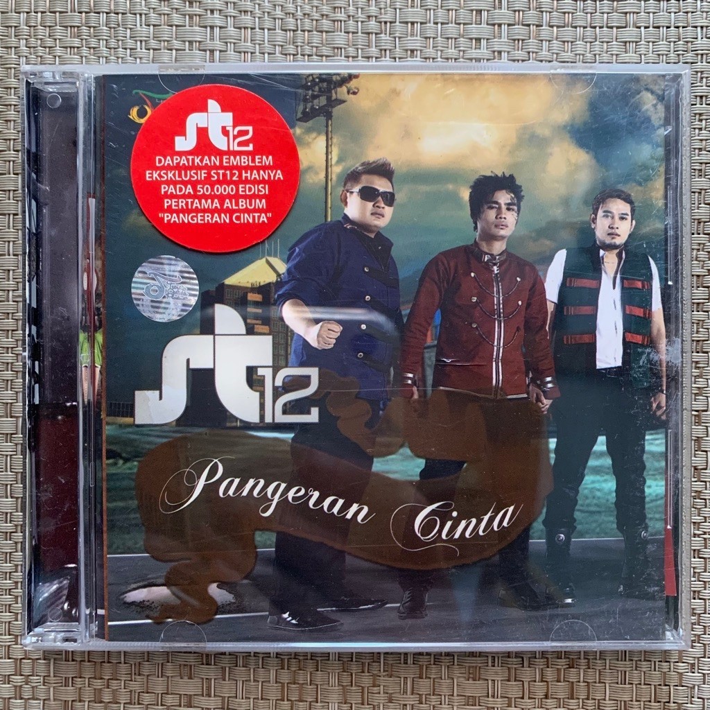 CD ST12 - Pangeran Cinta