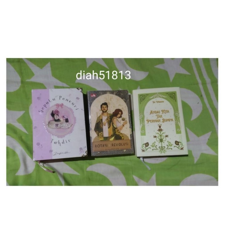 Take All Buku Novel Sepatu Pencuri Takdir - Zefmon (Hardcover Sampul Susu Stroberi) Rotasi & Revolus