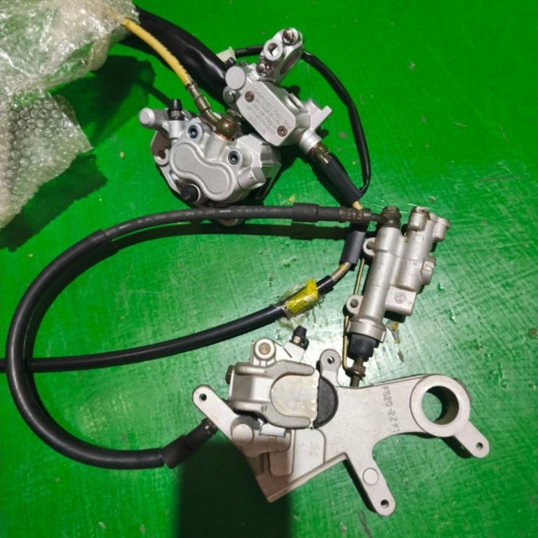 rem set depan belakang viar 250 cc gazgas 250cc