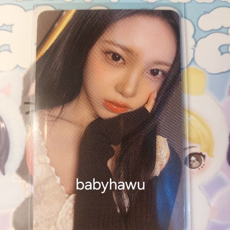 [READY STOCK] PHOTOCARD OFFICIAL HEARTS2HEARTS IAN STARRIVER SHANGHAI