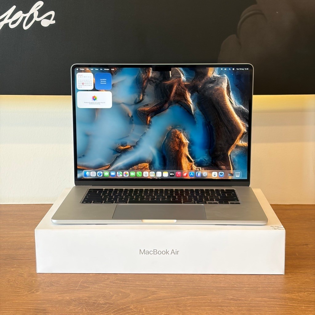 MacBook Air M5 2026 15 inch | RAM 24 GB | 1 TB | Second