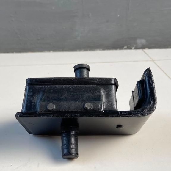 ENGINE MOUNTING PS  100/120