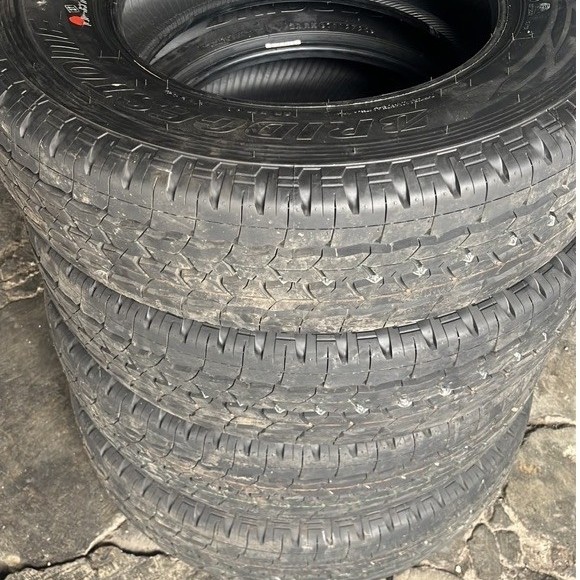 ban mobil l300