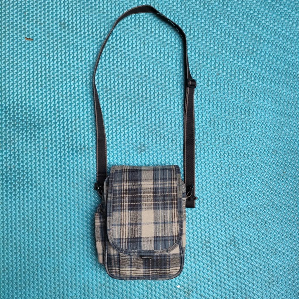 Slingbag/Tas Harian Daily/Tas Pria Cowok/Tas Hp Hape Second Ori Brand UNIQLO