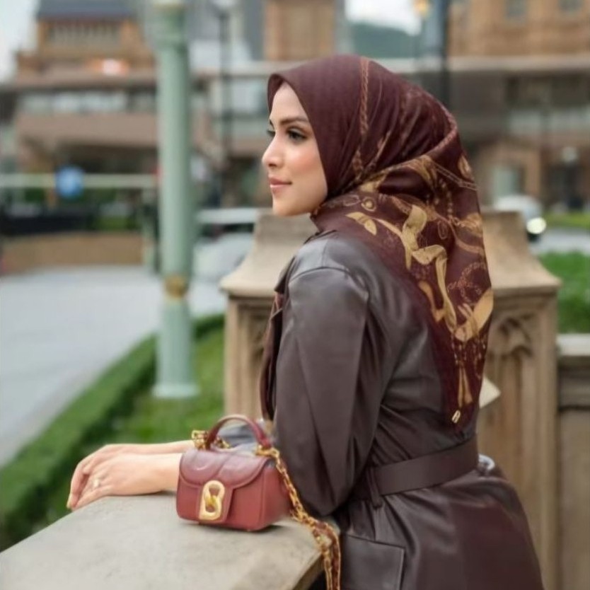 Hijab Semi Buttonscarves Chain Series