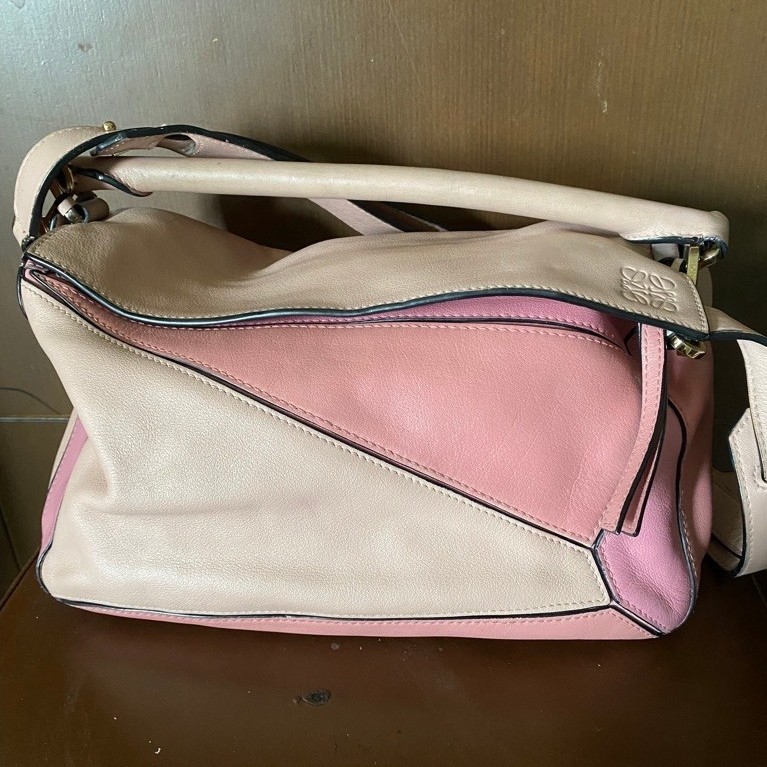 Preloved loewe bag