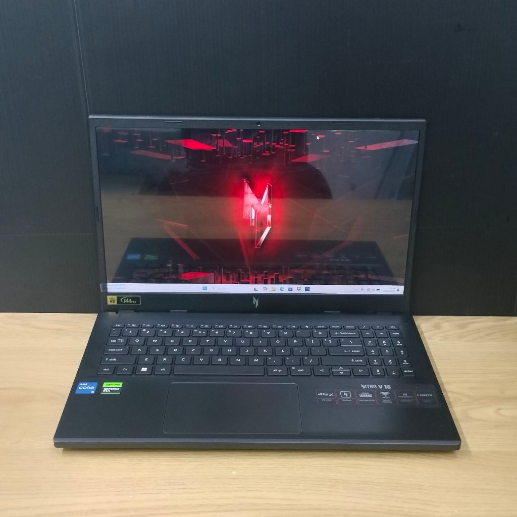 laptop Acer nitro V15 Intel core i5-13420H Nvidia Rtx 2050 ram 16gb/SSD 512gb fhd IPS