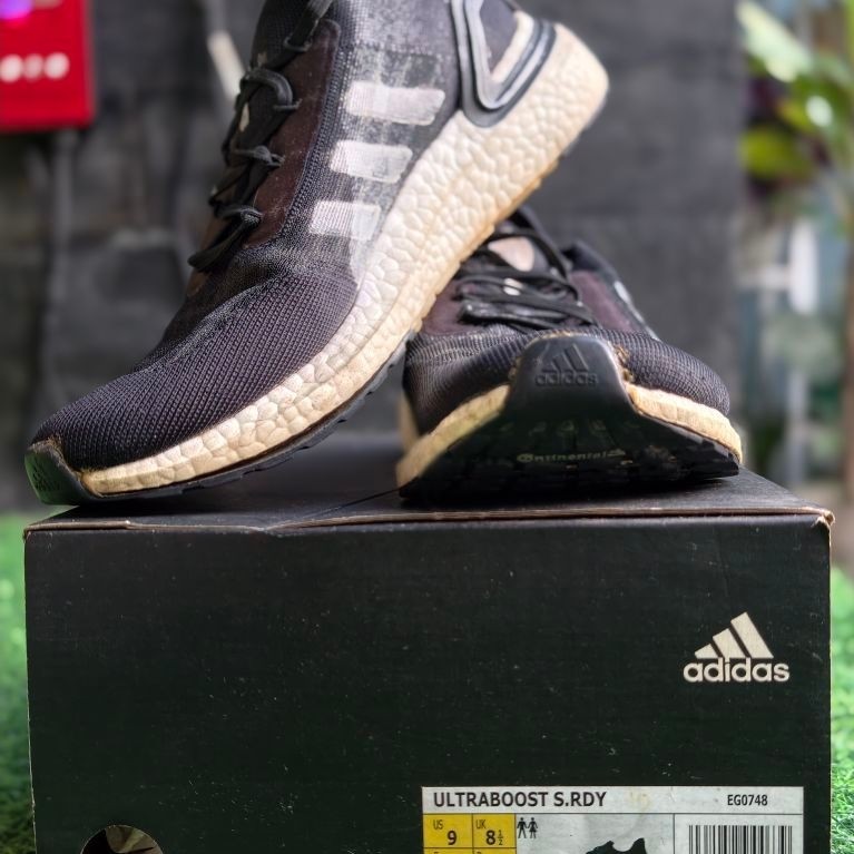 Second-Sepatu Running Adidas Ultraboost Summer.RDY Hitam