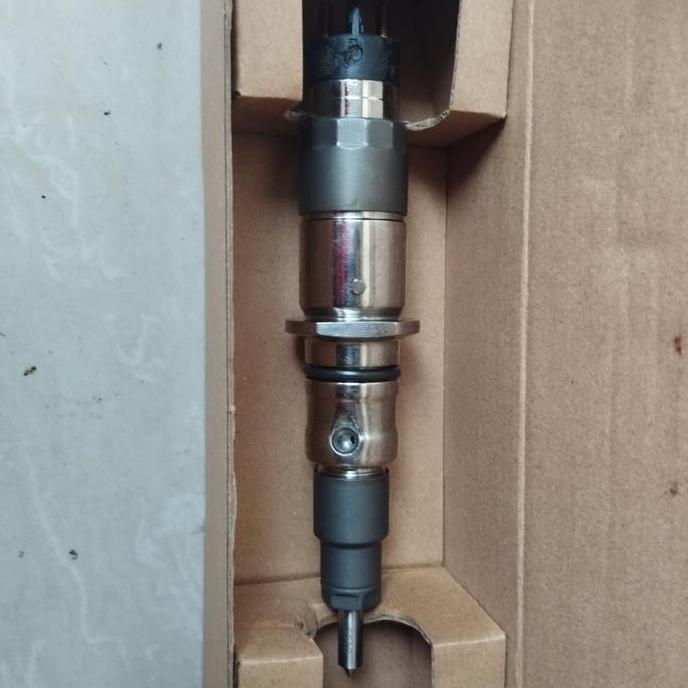 INJECTOR REKONDISI PC200-8 0445120059 / 0 445 120 059 / 6754-11-3100 Sparepart Engine