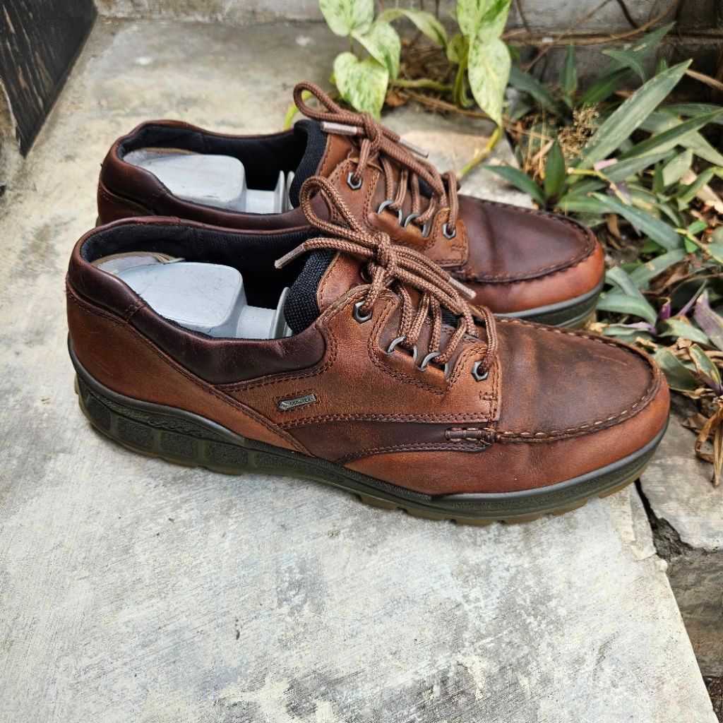 sepatu kulit second ecco size 47(30cm)