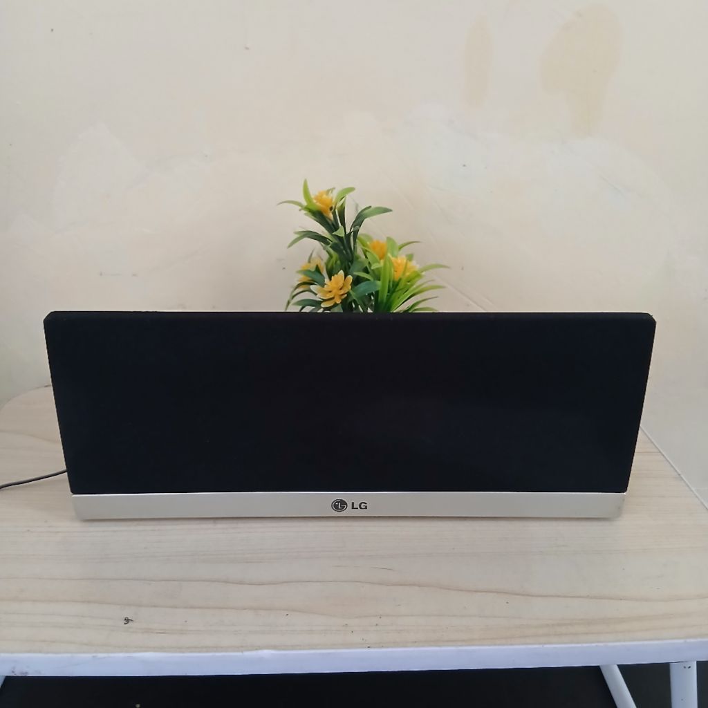 speaker center LG